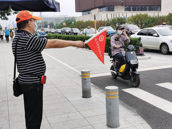 ▲北京,朝陽群眾,街頭,大媽,志願者。（圖／CFP）