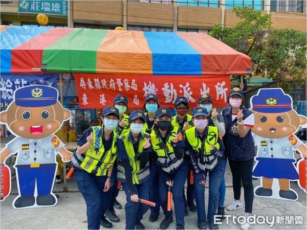 ▲屏東迎王祭典　東港警分局成立女警服務隊             。（圖／記者陳崑福翻攝，以下同）