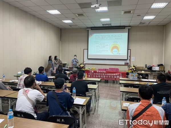 ▲▼ 嘉義縣勞青處辦理移工法治教育宣導 盼加強職安意識 。（圖／記者翁伊森翻攝）