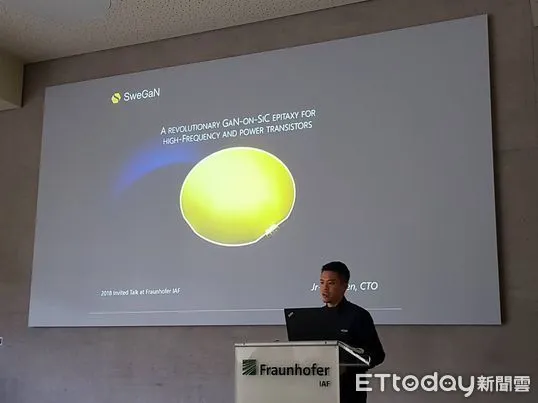 ▲▼大同大學傑出校友陳志泰(左四)與同事合照。大同大學提供。（圖／大同大學提供）