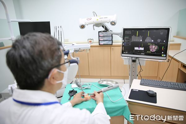 ▲花蓮慈濟醫院牙醫部成立東台灣數位牙醫臨床訓練中心開幕儀式。（圖／慈濟醫學中心提供，下同）