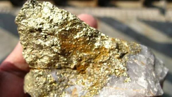 ▲河南新發現特大金礦礦藏，儲量約31.55噸。（圖／翻攝央視）