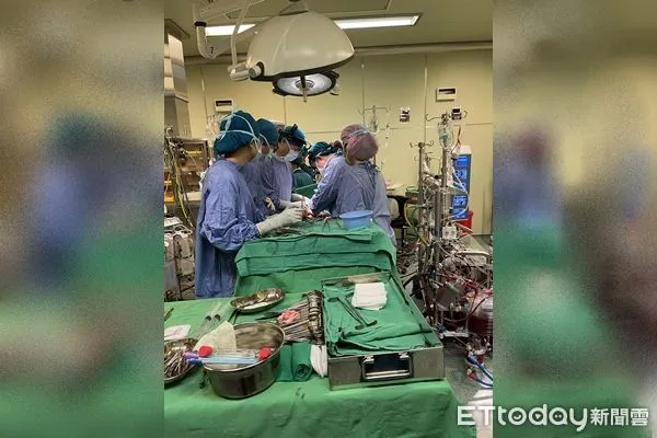 ▲兼職外送員半夜車禍肋骨斷、心臟破裂，失血破1000 C.C.休克送醫。（圖／慈濟提供）