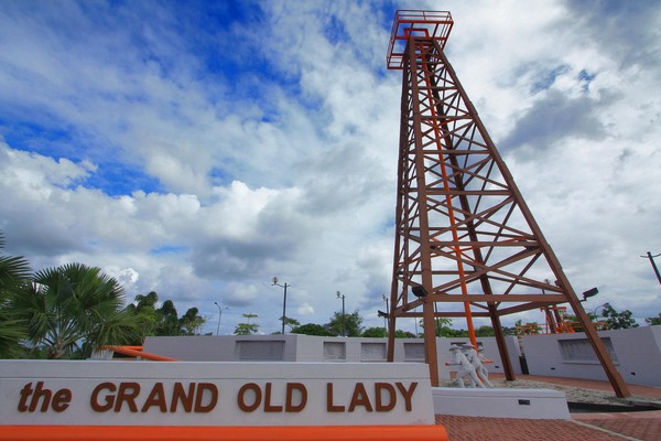 馬來西亞第一口「油井」老婦人油井（圖／馬來西亞觀光局提供）