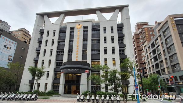 ▲▼新北市警察局蘆洲分局外觀。（圖／記者陳豐德攝）