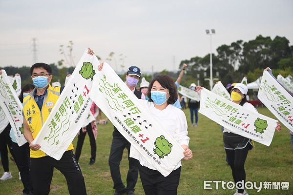 ▲▼ 八掌溪畔秋涼健走 享受水岸樂活風情。（圖／家嘉義市政府提供）