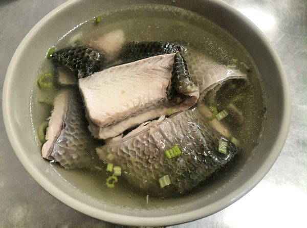 ▲台南市長介紹虱目魚全魚利用完整攻略。（圖／取自黃偉哲臉書）
