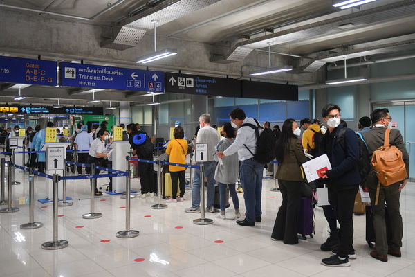 ▲▼泰國首日開放邊境，迎來逾6600名旅客。（圖／路透）