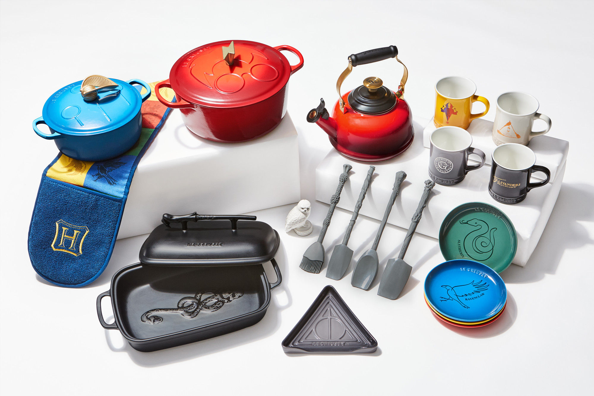 ▲居家聯名新品，Harry Potter Ｘ Le Creuset,Pinkoi X Hello Kitty。（圖／各業者提供）