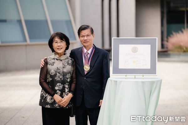 ▲▼翁啟惠獲頒威爾許化學獎「台灣第一人」。（圖／中研院提供）