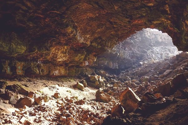 ▲▼洞穴,山洞。（圖／取自免費圖庫Pixabay）