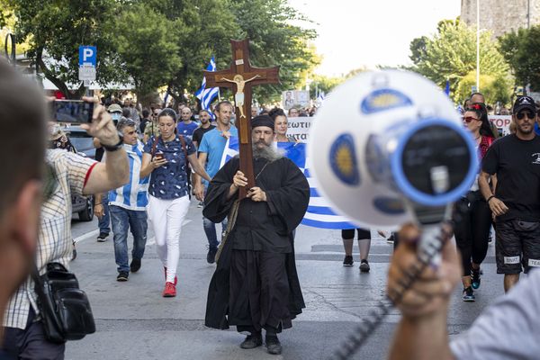 ▲▼ 希臘民眾上街抗議新冠防疫。（圖／達志影像／newscom）