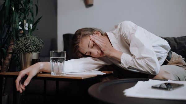 「小睡vs.睡懶覺」健康影響大不同　研究：睡10～20分鐘CP值最高 |
