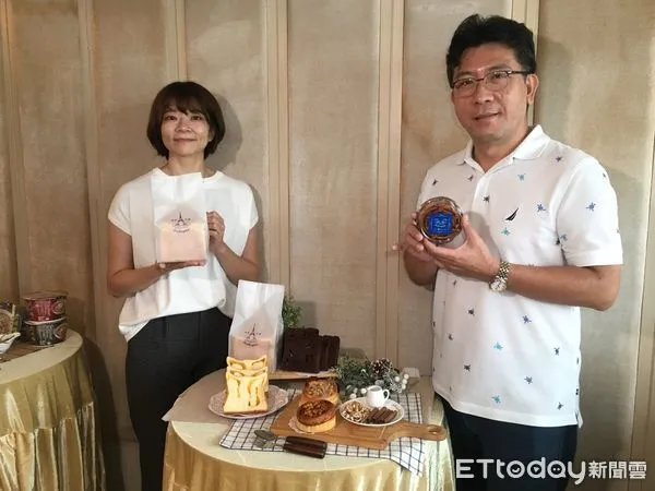 ▲統一麵包搶攻高價訂製商機。右起：統一企業發言人凃忠正、統一麵粉部「昂舒巴黎」品牌操盤手張雅鈞。（圖／記者林淑慧攝）