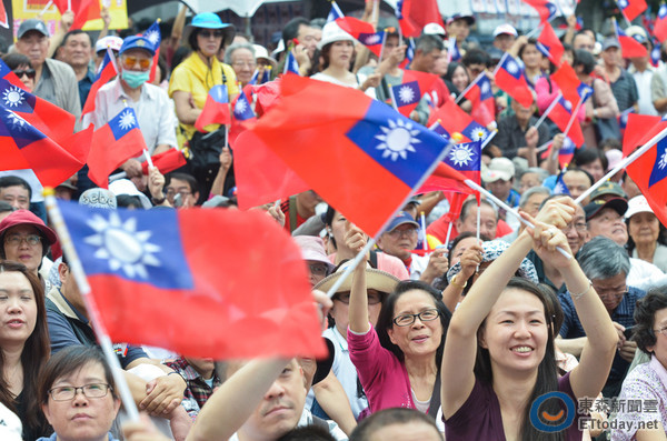 新黨4日在凱道舉辦「新五四愛國運動」。