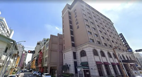 ▲▼ 台中富信大飯店賣給中華郵政。（圖／翻攝自Google Maps）