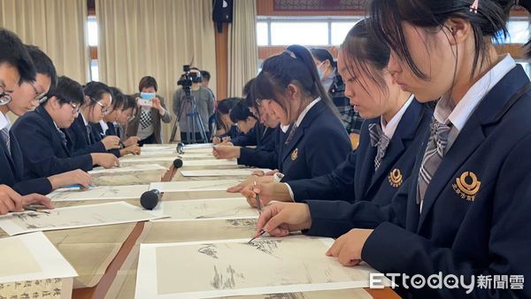 ▲▼ 北京、台北兩岸高中交流《富春山居圖》   。（圖／記者任以芳攝）