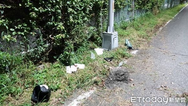 ▲▼花蓮東華女大生校內騎車「滑倒撞電桿」！臟器外露無心跳　送醫不治。（圖／記者柯政誟翻攝）