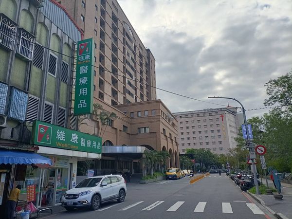 ▲▼羅東後站商圈。（圖／有巢氏房屋羅東東區轉運加盟店提供）