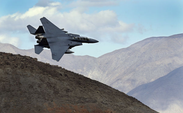 ▲▼美國F-15E打擊鷹式戰鬥轟炸機。（圖／達志影像／美聯社）