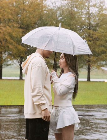 ▲▼K. Swo和Kimberley陳芳語在新歌MV中飾演一對分合的情侶，。（圖／上城娛樂提供）