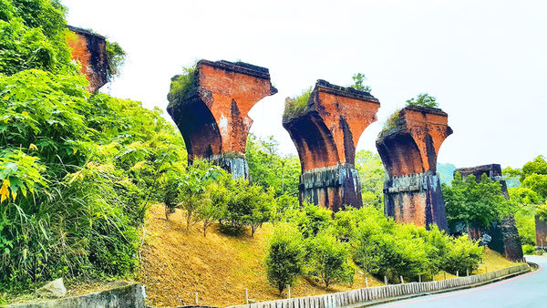 ▲台北福華,如光山寺,泰安落羽松,龍騰斷橋,麗寶outlet。（圖／泛太平洋旅行社提供）