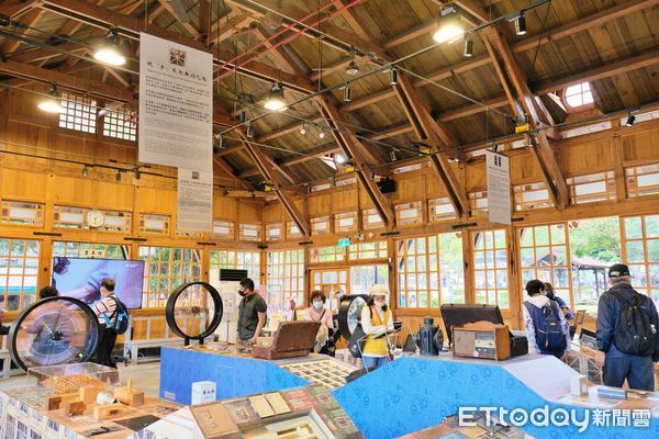 ▲北投旅遊,新北投捷運站,新北投車站,三層崎公園花海,北投社三層崎公園,滿客屋溫泉拉麵。（圖／記者彭懷玉攝）