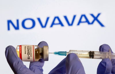 快訊／首批Novavax疫苗50.4萬劑將於明上午抵台