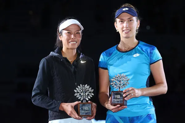 ▲▼  謝淑薇和比利時搭檔梅滕斯（Elise Mertens) 勇闖WTA年終總決賽女雙亞軍。（圖／CFP）