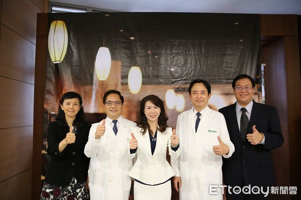 ▲研發團隊研發成果是首款由台灣研發、取得多國專利、並技轉廠商的胰臟癌藥物。（圖／慈濟醫學中心提供，下同）