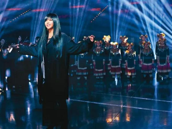 阿妹張惠妹日前出席商演外，也透露明年將展開新一輪巡迴演唱會。（Disney+提供）