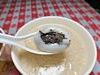 爆餡芝麻湯圓+花生湯藏身樹下小攤