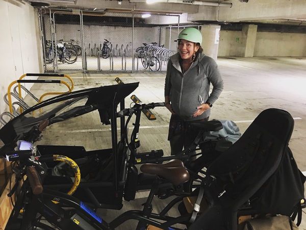 ▲▼紐西蘭國會議員珍特（Julie Genter）即使懷孕臨盆了，還是騎著腳踏車去醫院生產。（圖／翻攝自Facebook／Julie Anne Genter MP）