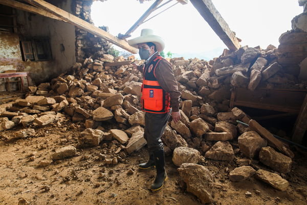 ▲▼秘魯28日清晨發生規模7.5強震，200座房屋受損、75座完全震垮。（圖／路透）