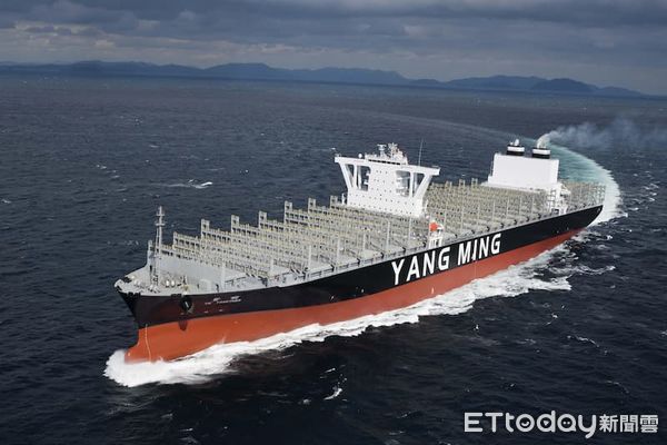 ▲陽明海運旗下1.1萬TEU新船。（圖／陽明提供）