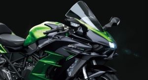 首款搭載ACC、盲點的跑旅重機！川崎「Ninja H2 SX／SE」改款登場