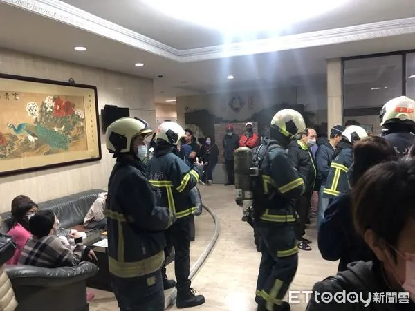 ▲▼水源路社區大廈火警。（圖／記者謝婷婷攝）
