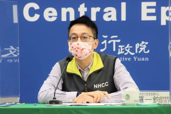 ▲▼指揮中心12/3記者會，醫療應變組副組長羅一鈞。（圖／指揮中心提供） 