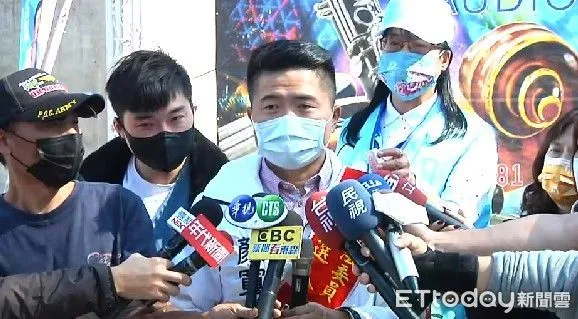 ▲顏寬恒大肚後援會成立，「他」爆驚句「綠民代太多同性戀都囂張起來了」。（圖／民眾提供）