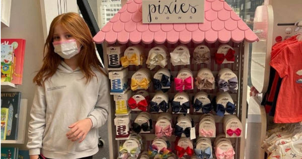 年僅10歲的柯蒂斯（Pixie Curtis）已經擁有自己的玩具公司。（圖／翻攝自IG @Pixie Curtis）