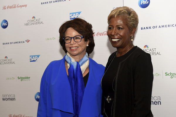 ▲▼紐約證交所主席波溫（右，Sharon Bowen）。（圖／美聯社）