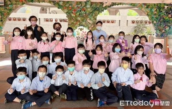 ▲▼大同 玉荷新語之二~朝荷玉露交趾陶藝術教育推廣成果展。（圖／記者翁伊森翻攝）