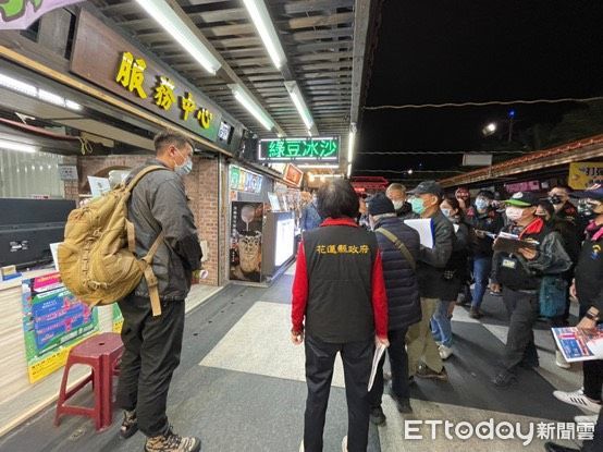 ▲▼花蓮東大門夜市全面強化清潔、執行環保規範，再拼今年五星級環保夜市，延續去年殊榮。（圖／花蓮縣政府提供，下同）