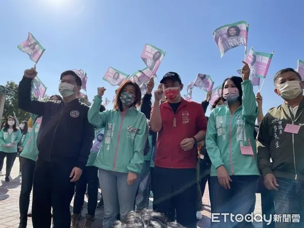 ▲▼林佳龍認為，陸戰加空戰，再加上積極查賄，他對林靜儀選情充滿信心。（圖／記者鄧木卿攝）