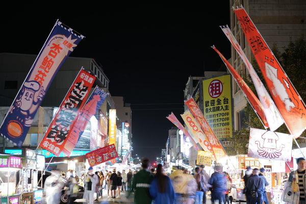 ▲▼「嘉義文化路夜市」設計改造。（圖／李國民攝影／台灣設計研究院提供）