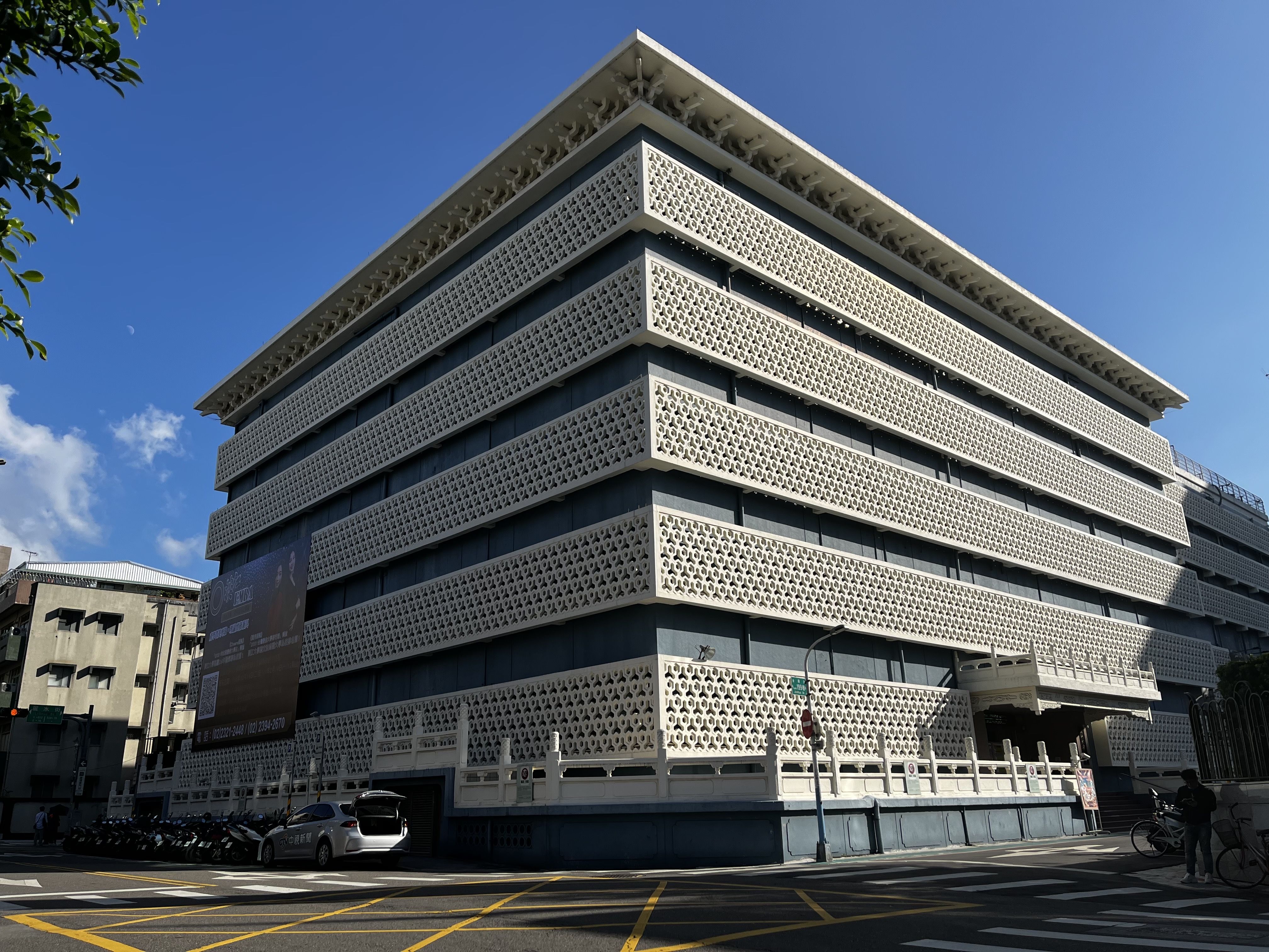 ▲▼中研院確診個案曾到淡江大學城區部上課。（圖／記者許敏溶攝）