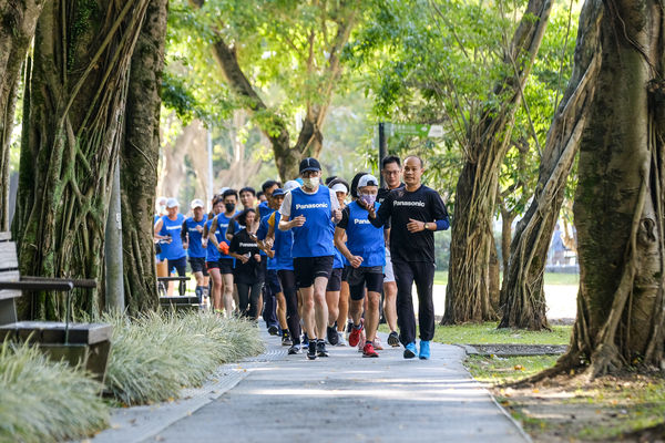 ▲台北城市路跑賽今天在象山公園進行訓練營為賽事暖身。（圖／主辦提供）