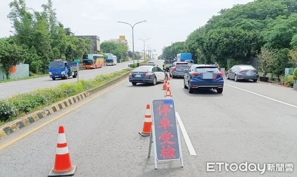 ▲吳姓男子今年6月間在基隆飲用米酒後騎車上路往桃園，行經龜山區忠義路二段時因闖紅燈被員警攔查，欲進行酒測時竟猛催油門欲逃逸，員警拉住其衣領被拖行50公尺後因摔車被逮。（資料照／記者沈繼昌翻攝，與本新聞無關）