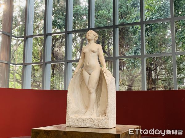 ▲▼台灣第一座裸女雕像，黃土水創作《甘露水》曾消失半世紀，如今正式對外在「光——臺灣文化的啟蒙與自覺」展出。（圖／記者林育綾攝）