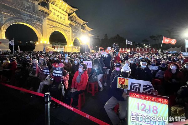 ▲▼國民黨民主守夜活動。（圖／記者李毓康攝）